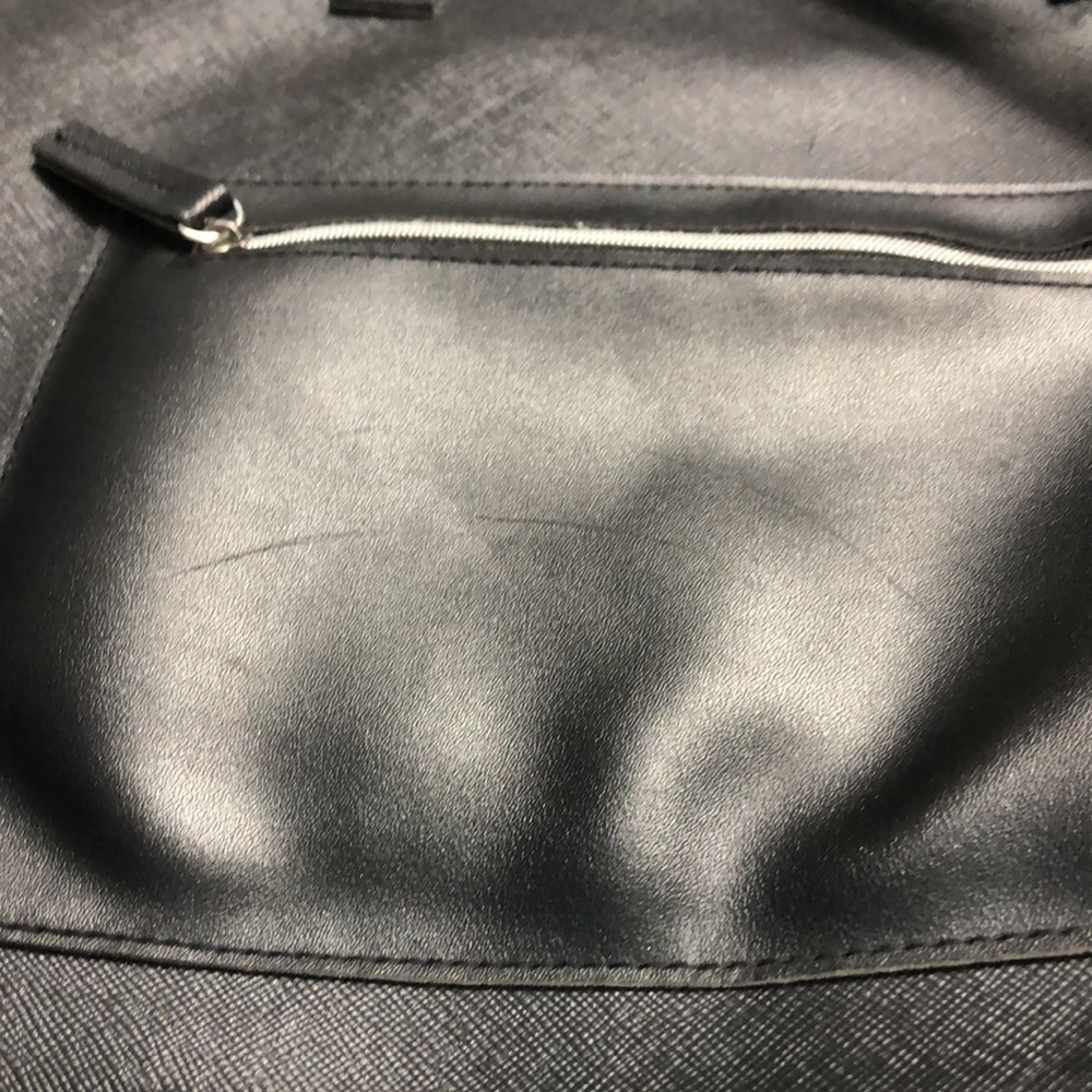 Bags - Picture 6 of 8